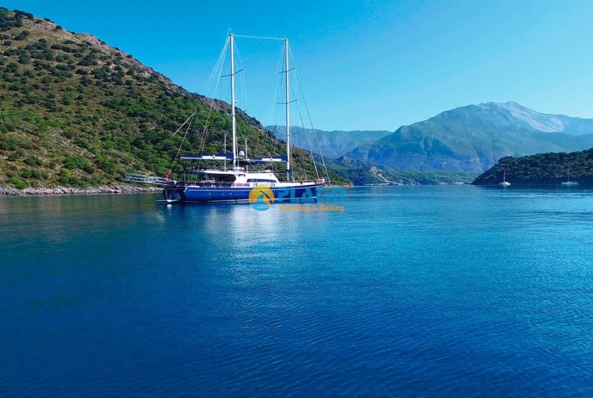 Maske 2 Gulet Yat 01