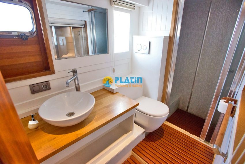 Maske 2 Gulet Yat 16