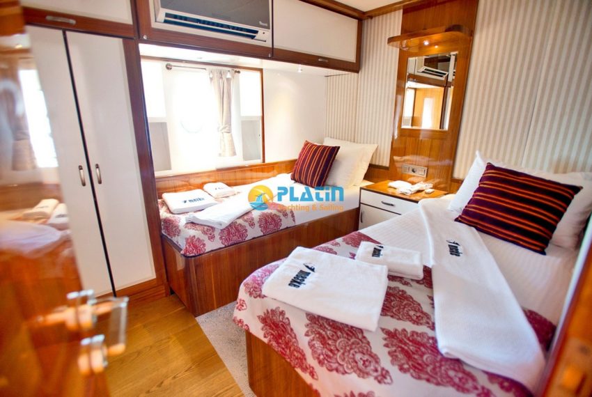 Maske 2 Gulet Yat 28